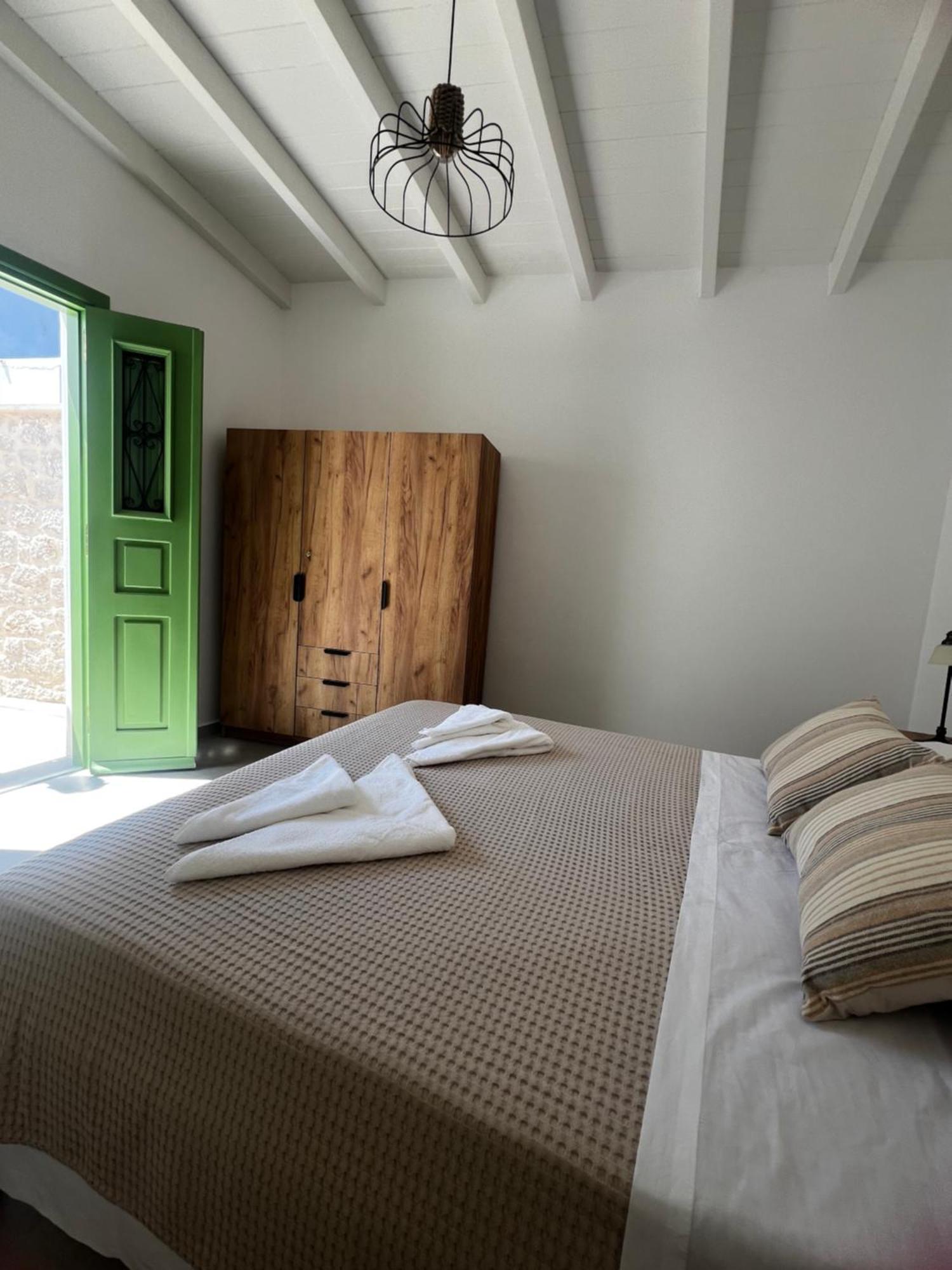 Elli Villa Chalki Town